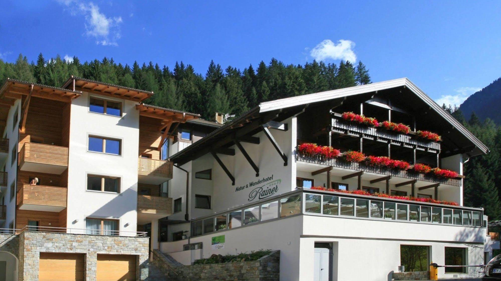Naturhotel Rainer Ratschings Exteriör bild